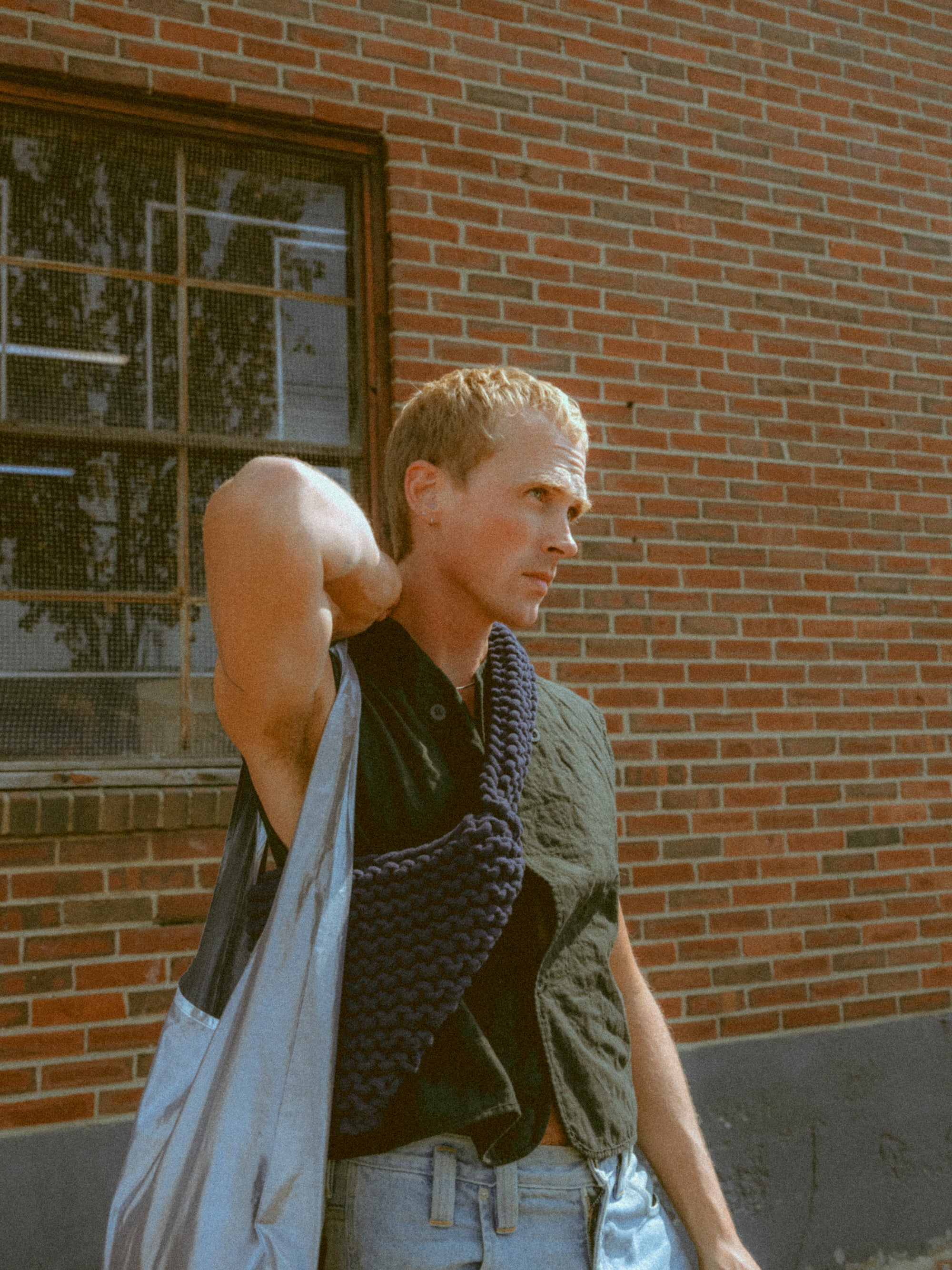 Handknitted Bag in Navy