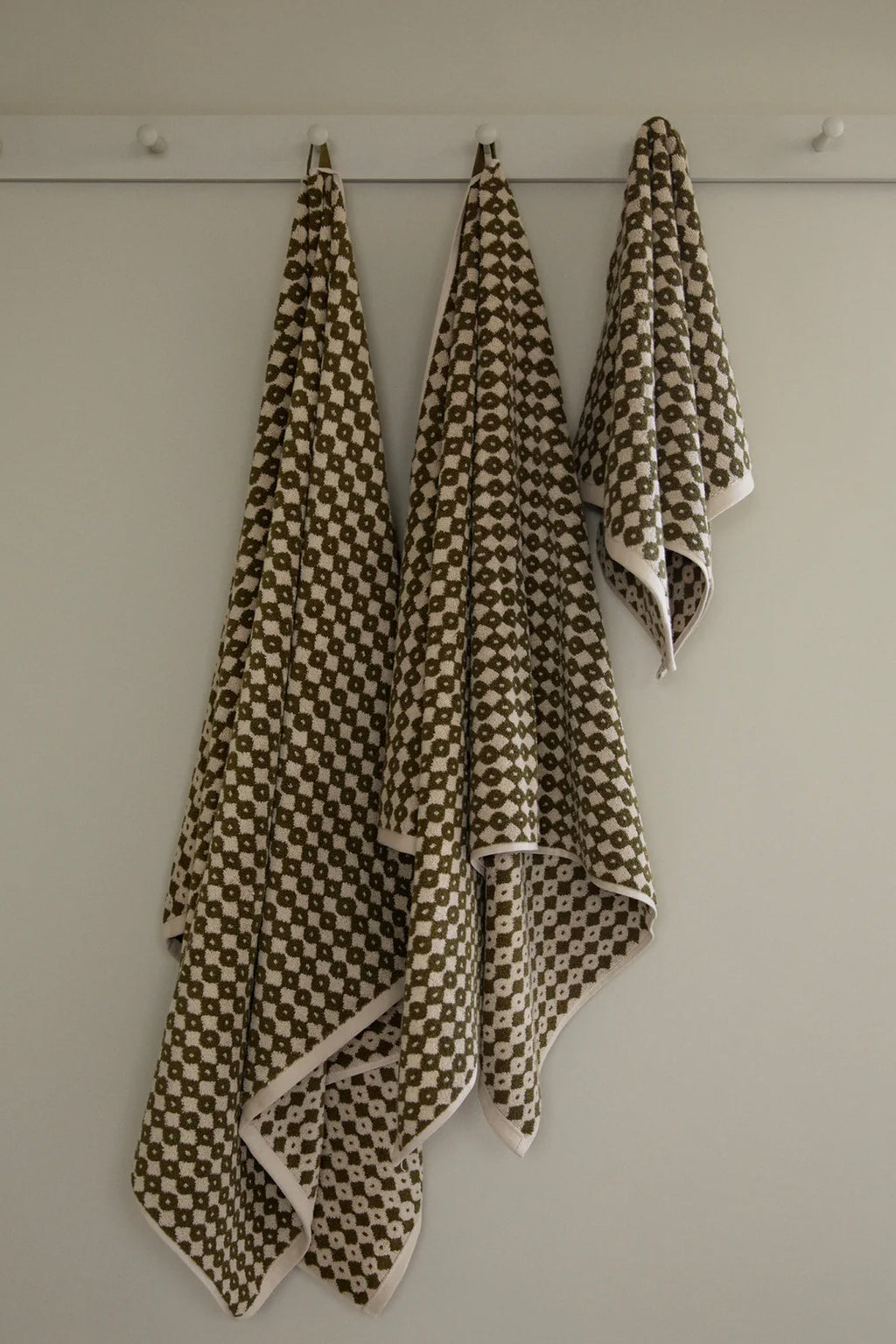 Organic Cotton Hanna Towels & Bath Mat