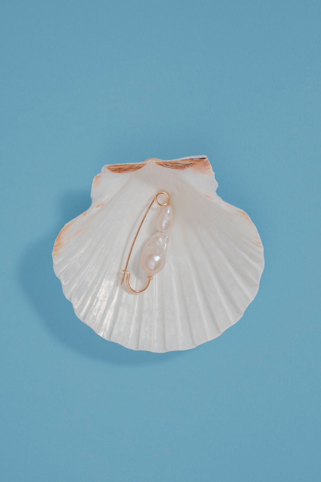 Baroque Pin
