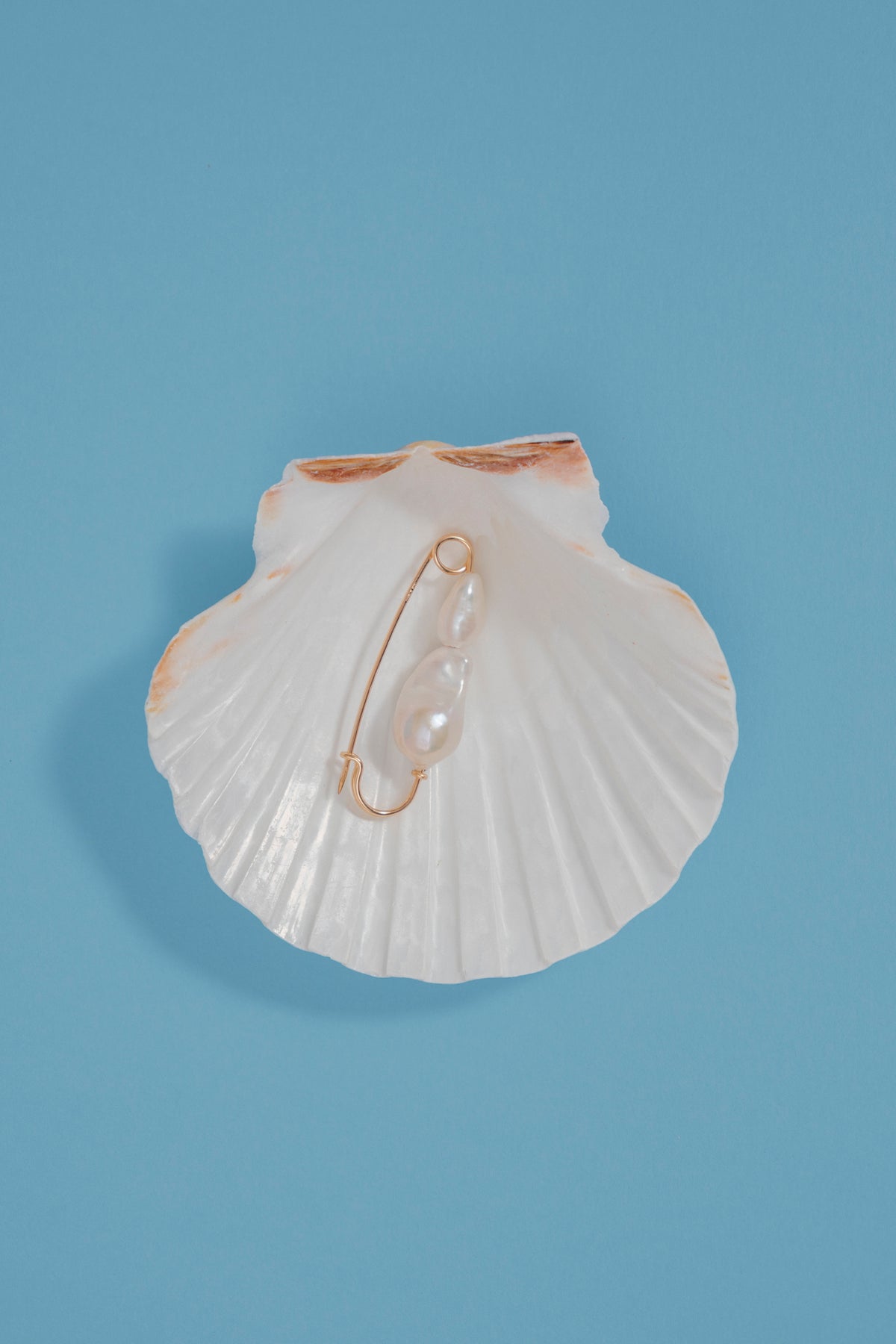 Baroque Pin