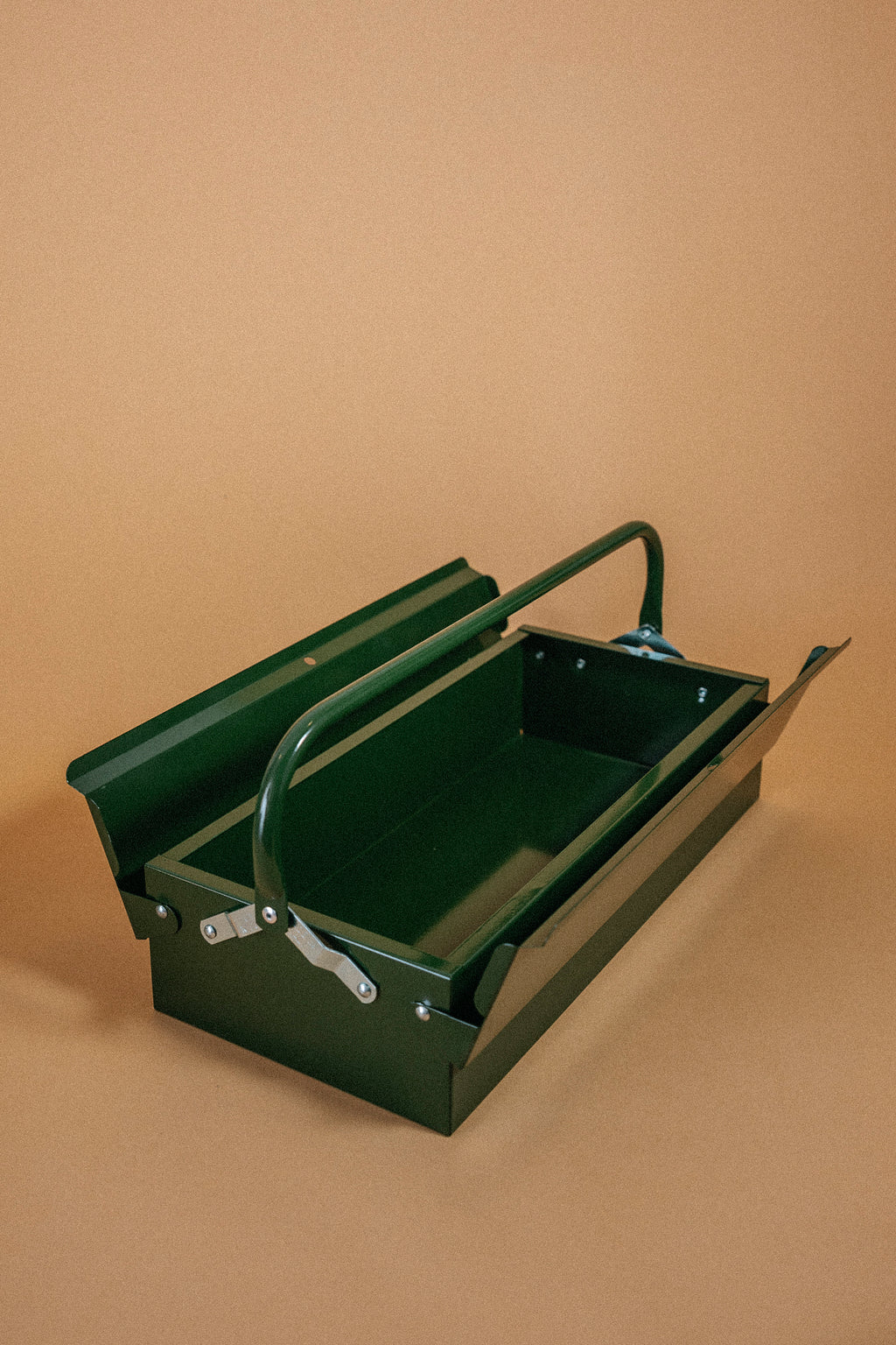 Single Layer Tool Box