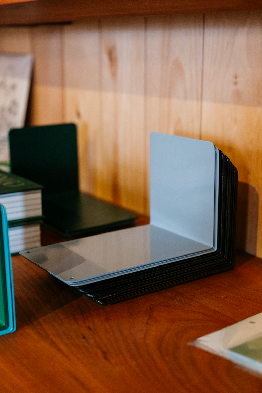 Single Bookend