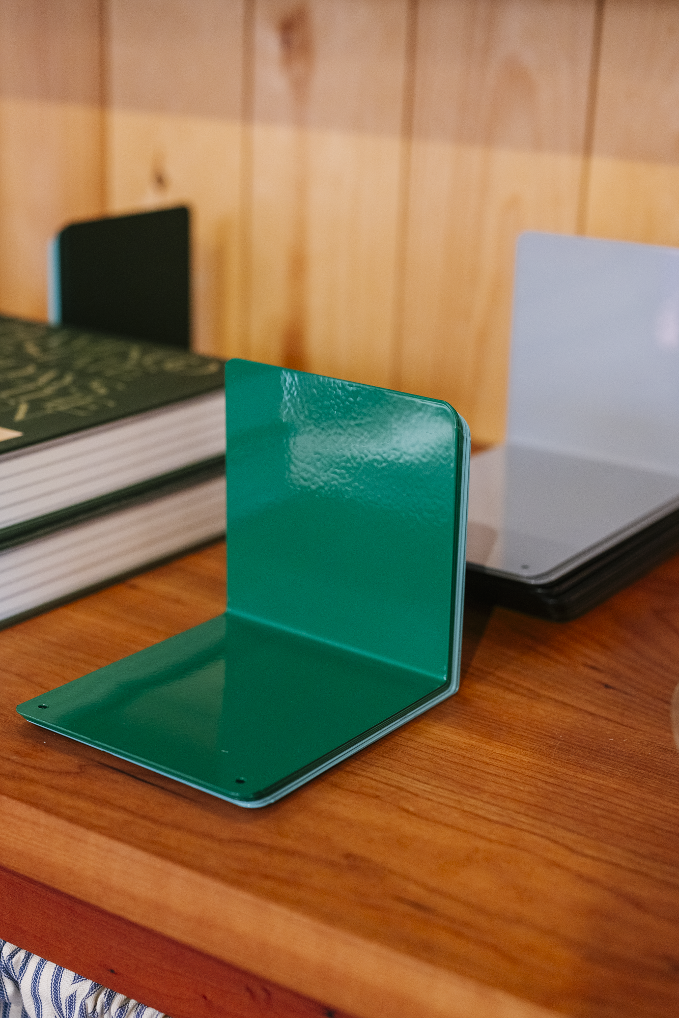 Single Bookend