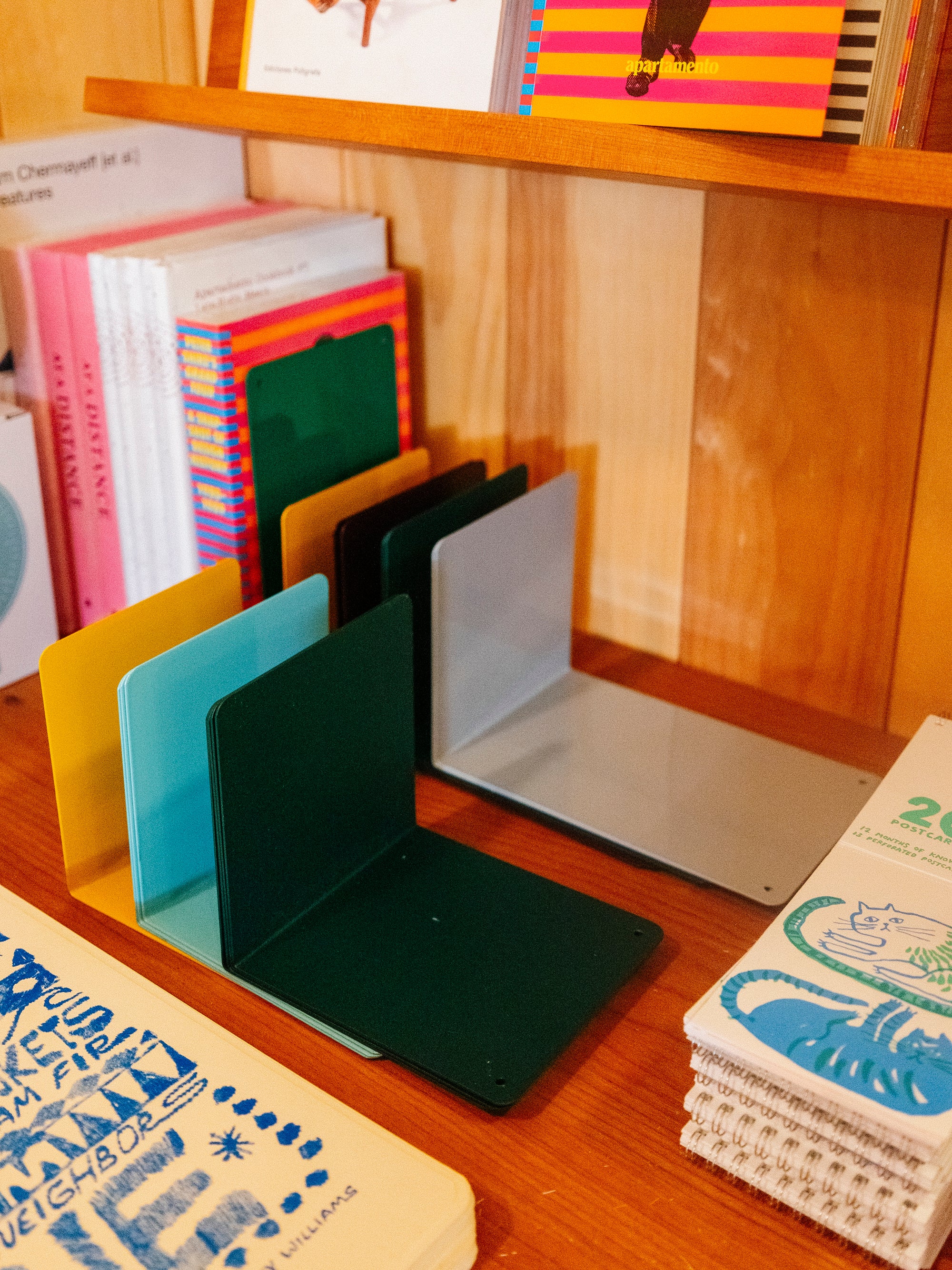 Single Bookend | 2 Sizes