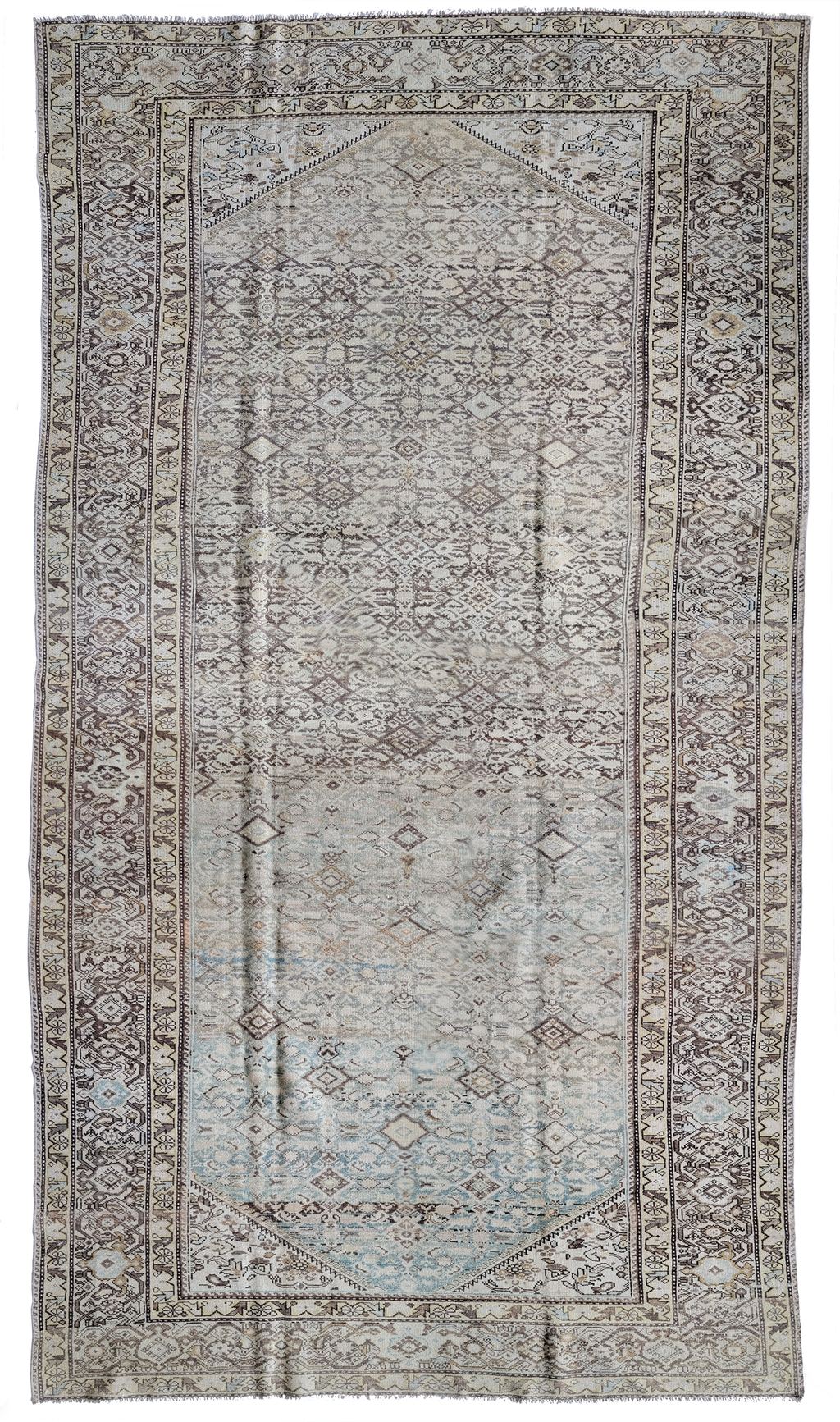 Antique Mahal Low Pile Rug