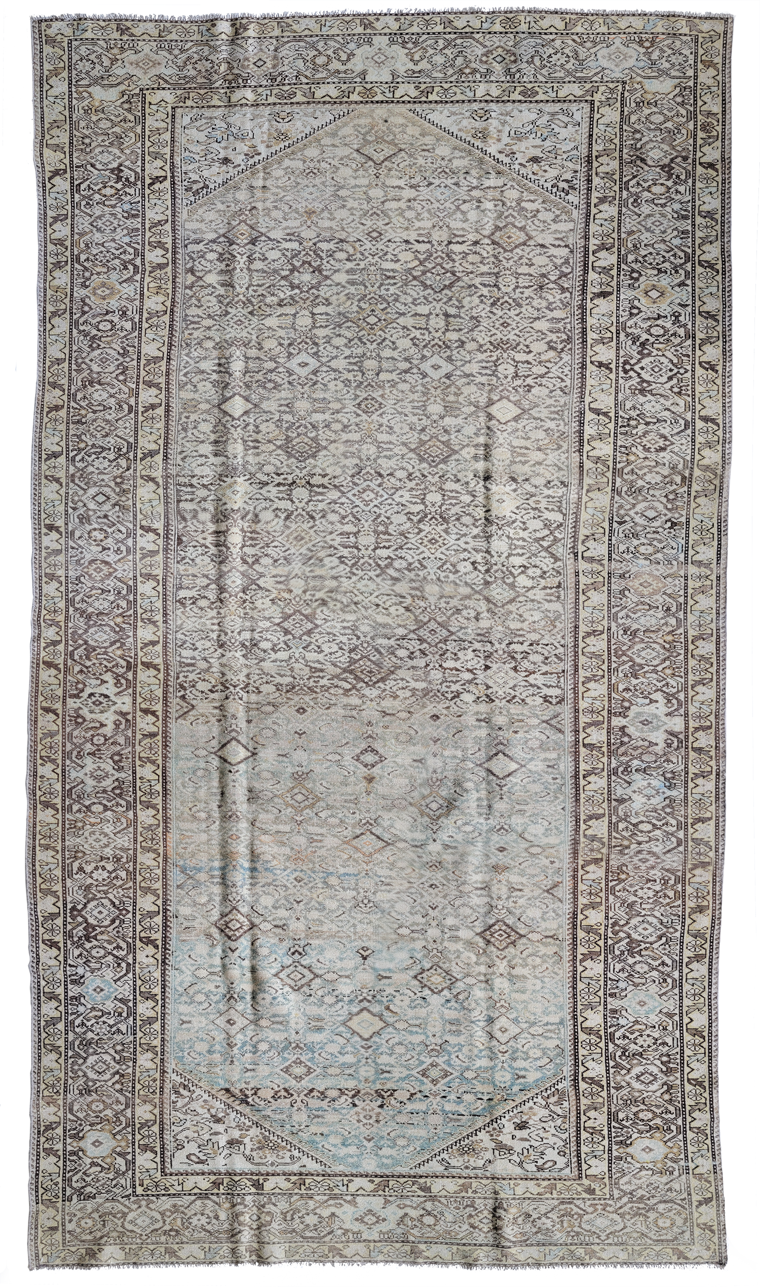 Antique Mahal Low Pile Rug
