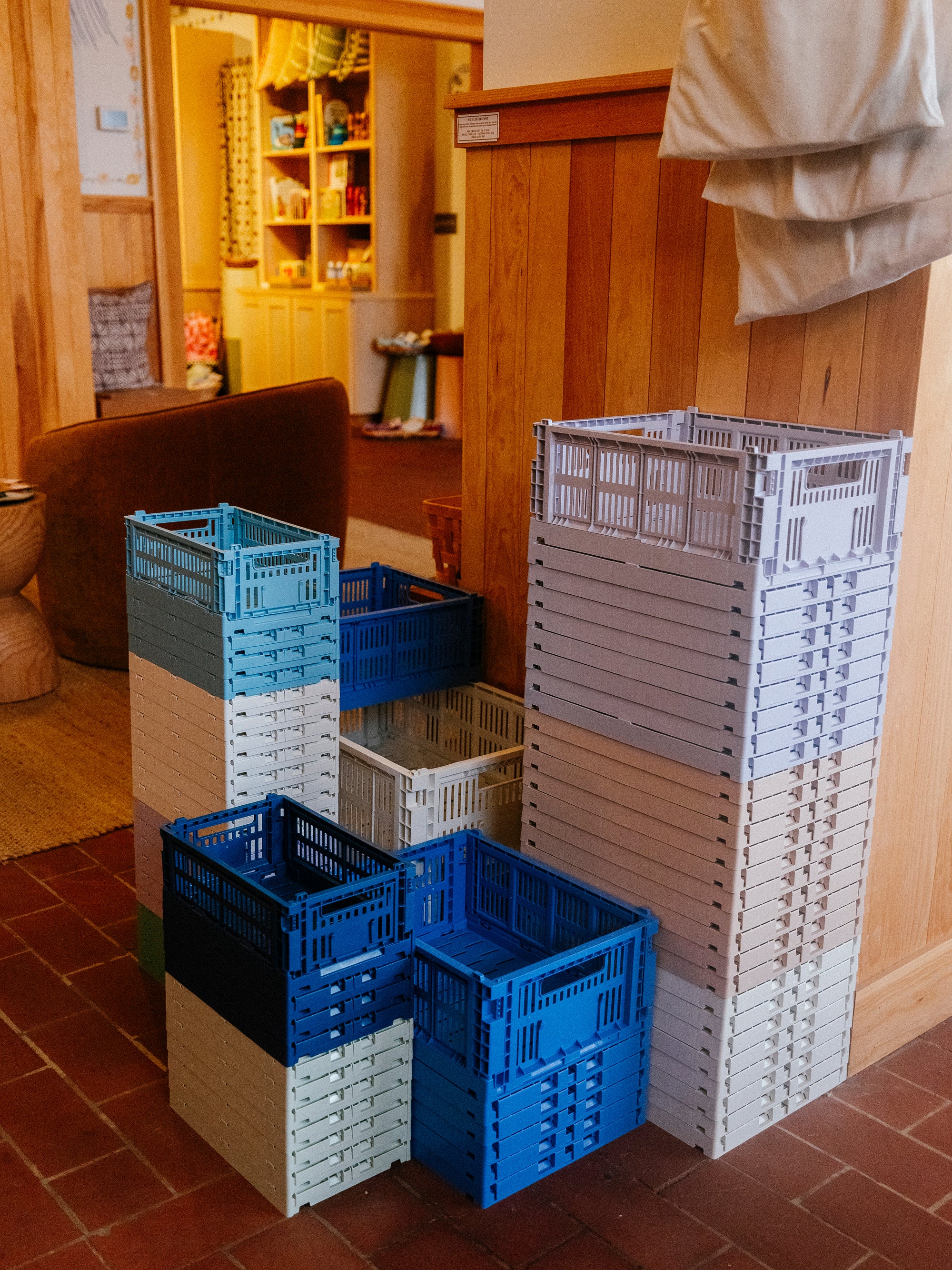 Small Crate | 9 Colors