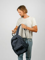 Arc Daypack | Carbon