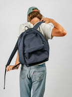 Arc Daypack | Carbon