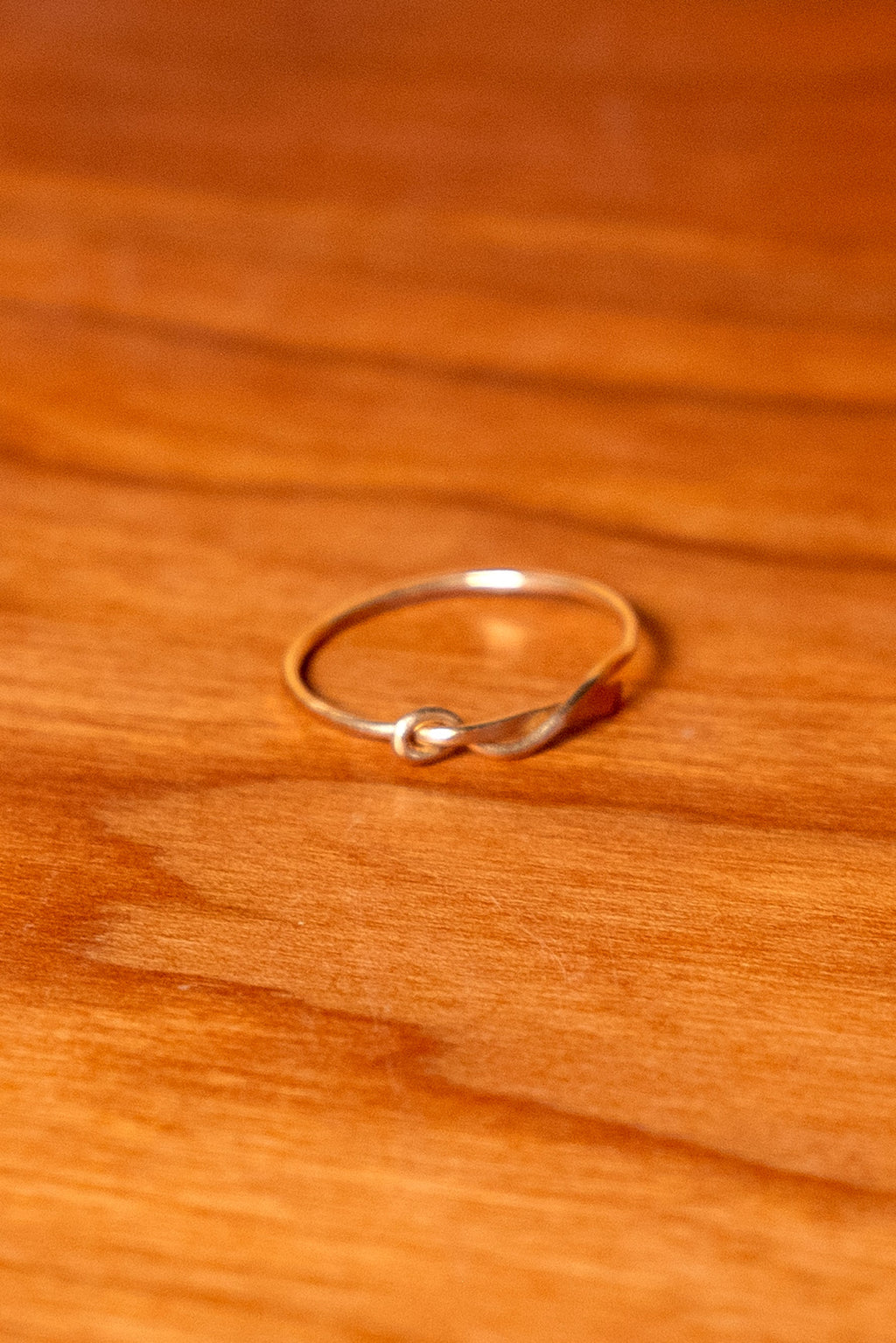 Thin 14K Knot Ring