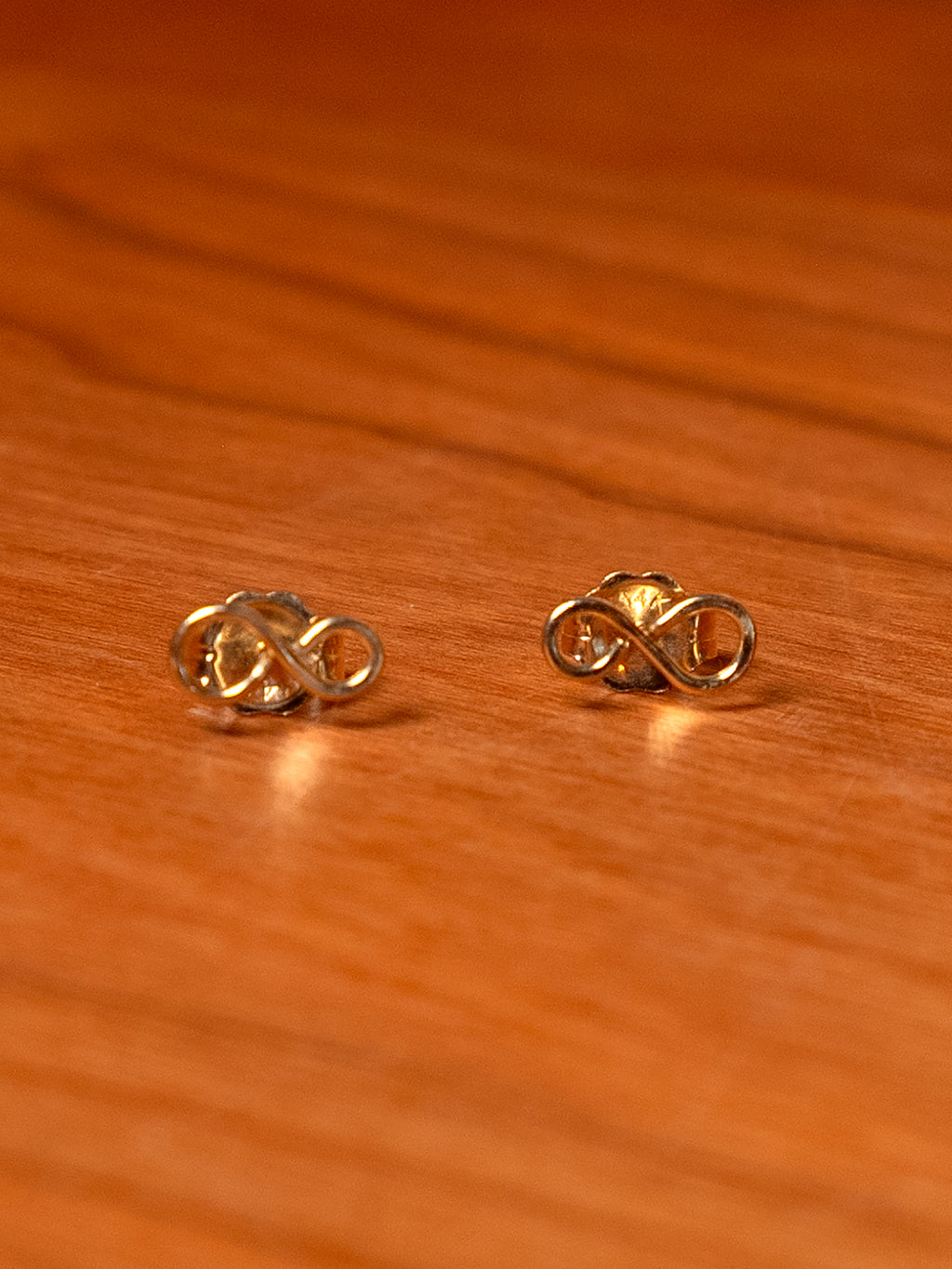 14k Infinity Studs