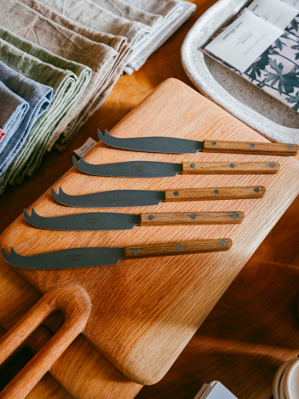 Bistrot Vintage Cheese Knife | Teak Wood