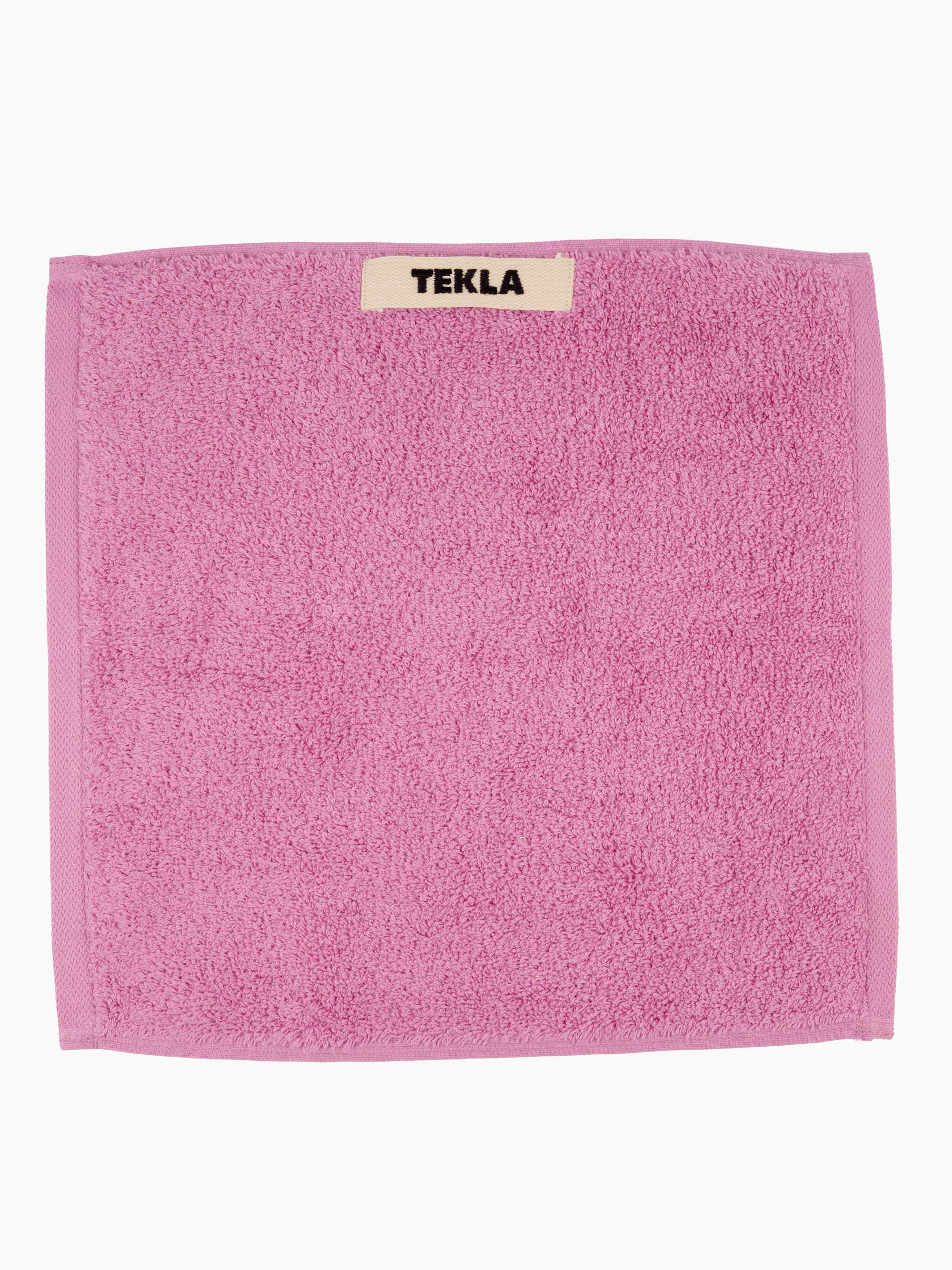 Organic Cotton Towels & Bath Mat | Magenta