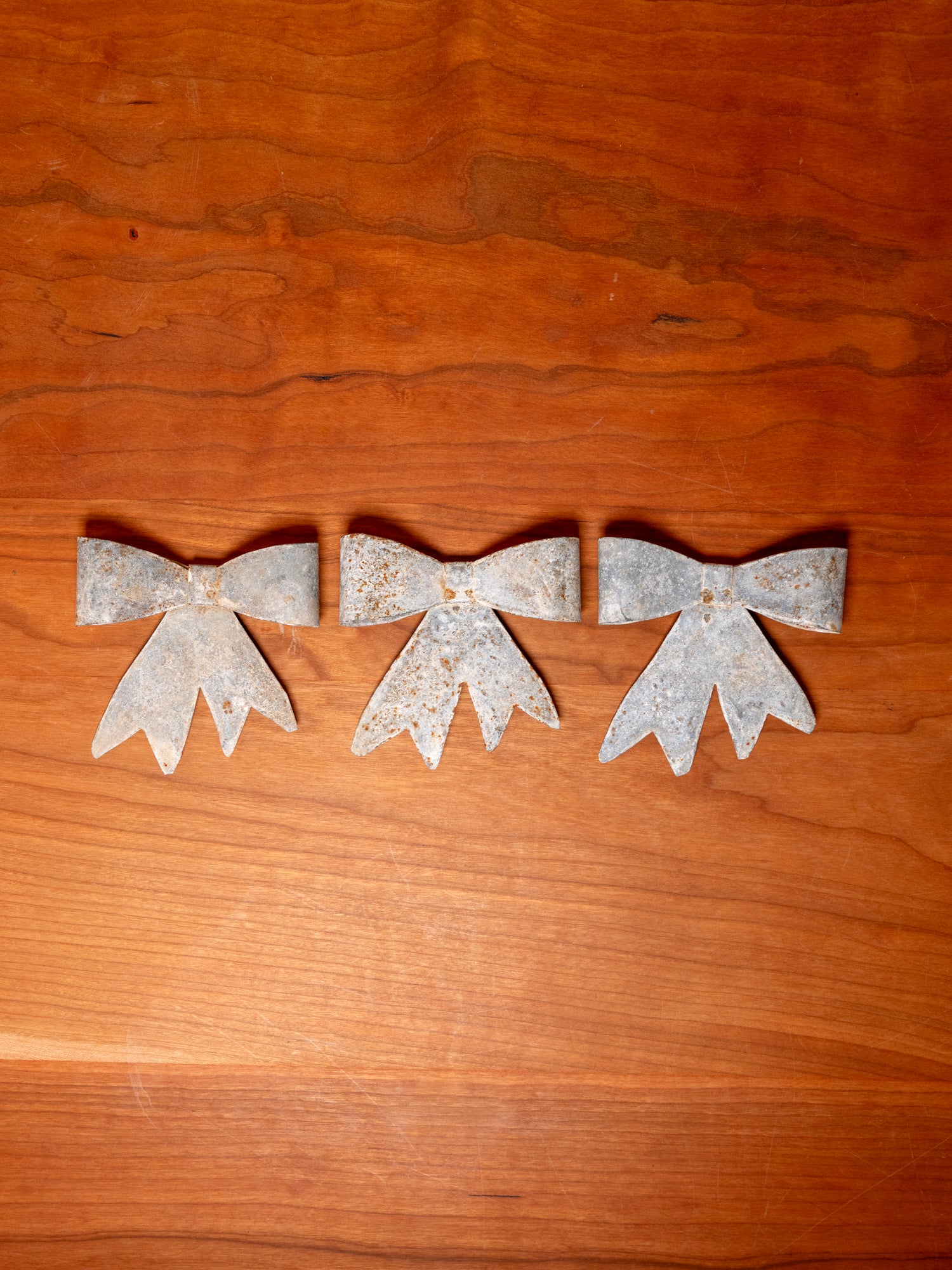 Bow Trims Ornament